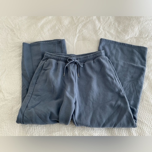 Abercrombie & Fitch Blue Wide Leg SweatPants - Picture 3 of 9